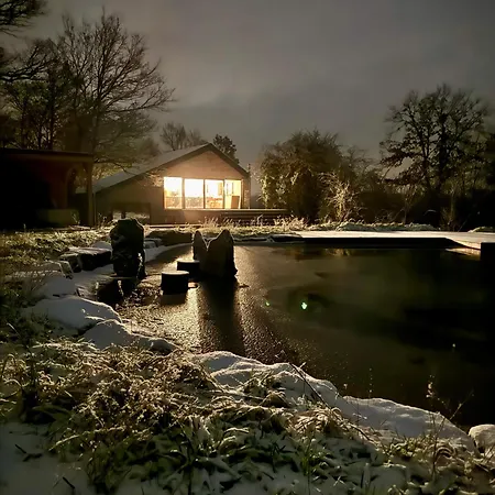 Maison Dans Les Bois 펜션 쿠뱅